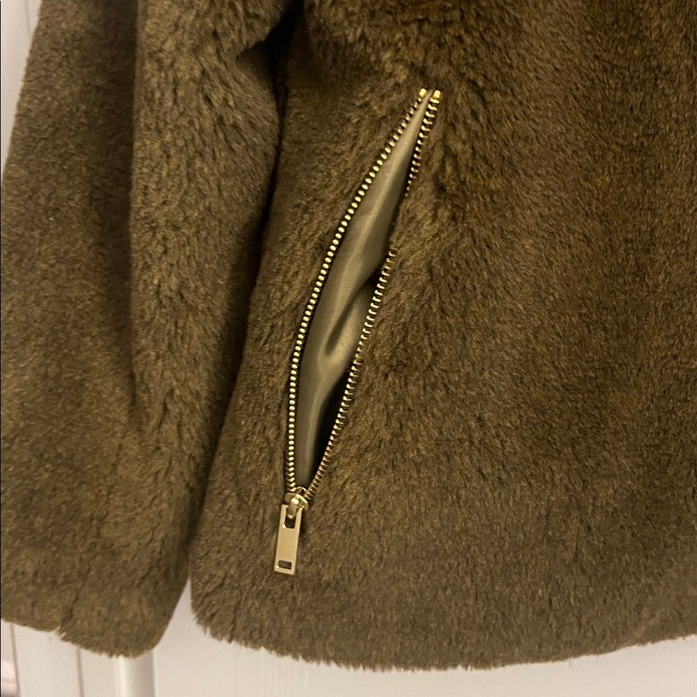 J. Crew Women's Forest Green Teddy Jacket Size Medium - Picture 3 of 6